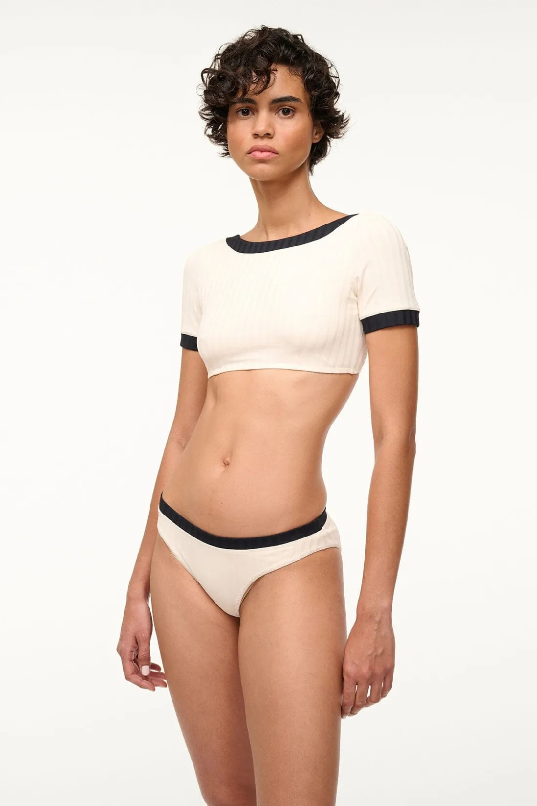 STAUD LILY SHORT SLEEVE BIKINI TOP IVORY BLACK IVORYBLACK Outlet