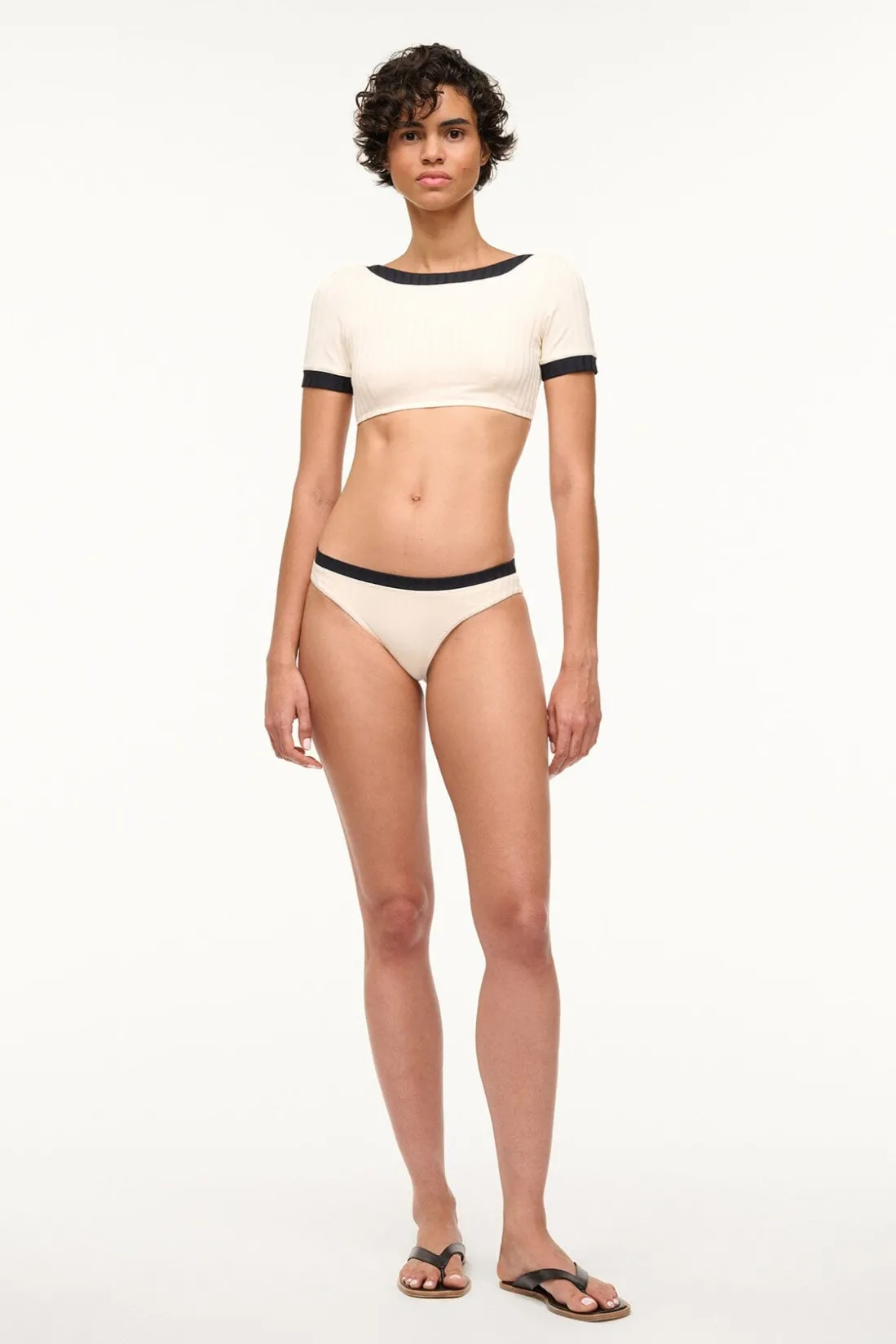 STAUD LILY SHORT SLEEVE BIKINI TOP IVORY BLACK IVORYBLACK Outlet