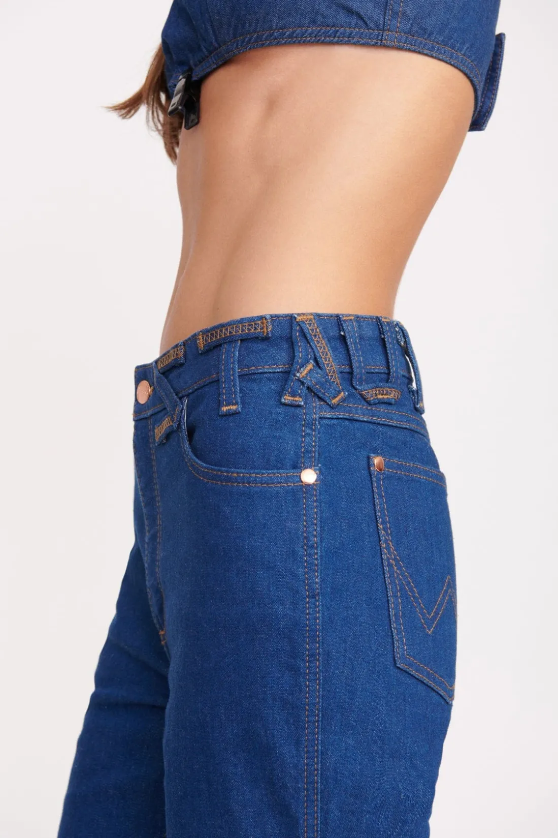 STAUD + WRANGLER THE STRAIGHT CUT JEAN DARK RINSE DARKRINSE Hot